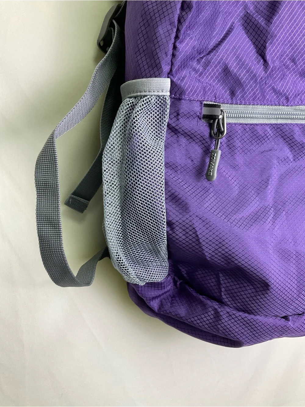 ZOMAKE Ultra Lightweight Hiking Backpack